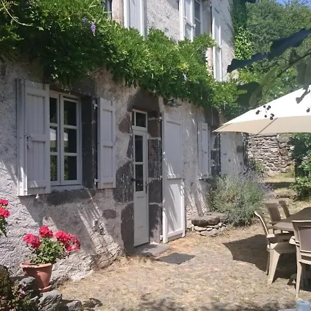 Dom wakacyjny Maison De Caractere Avec Jardin, Proche Volcans, Chateaux Et Activites Nautiques - Fr-1-742-495 Le Monteil (Cantal)